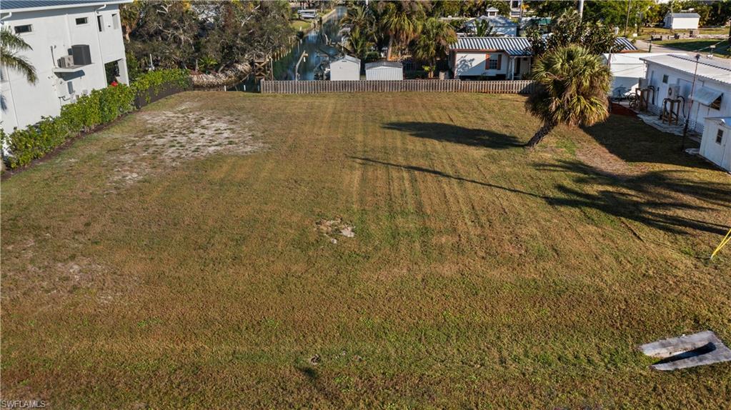 4460 Tarpon AVE