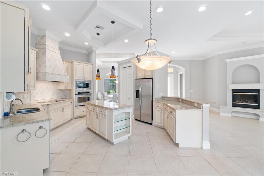 9915 El Greco CIR