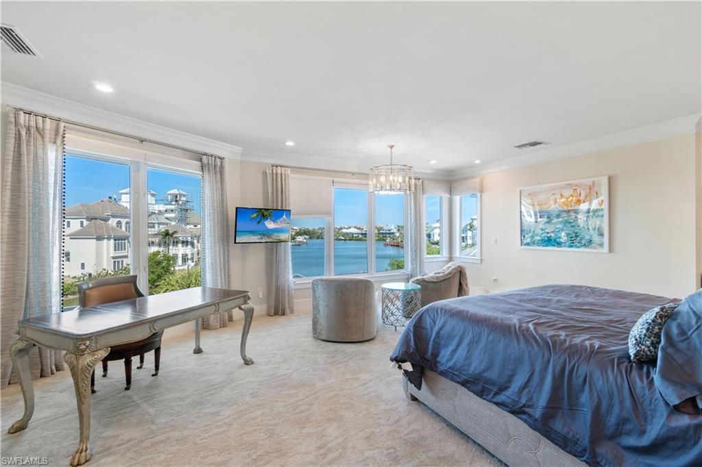 237 Bayfront DR