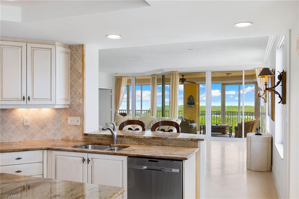 435 DOCKSIDE DR A804