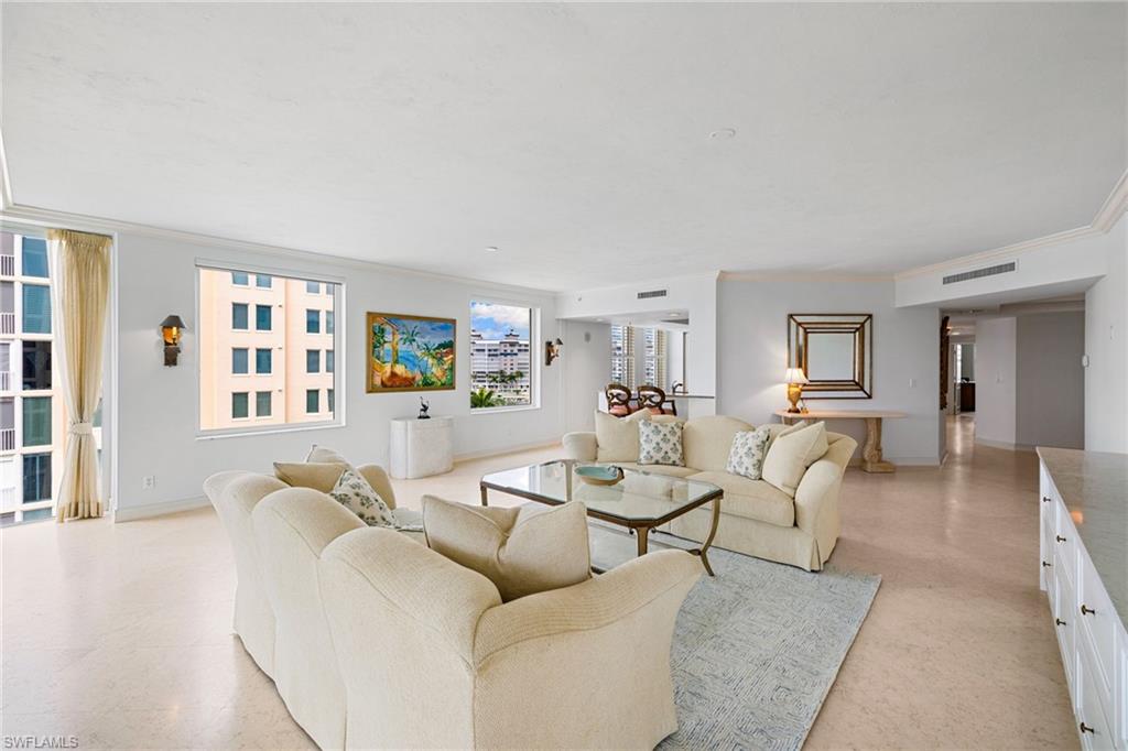 435 DOCKSIDE DR A804