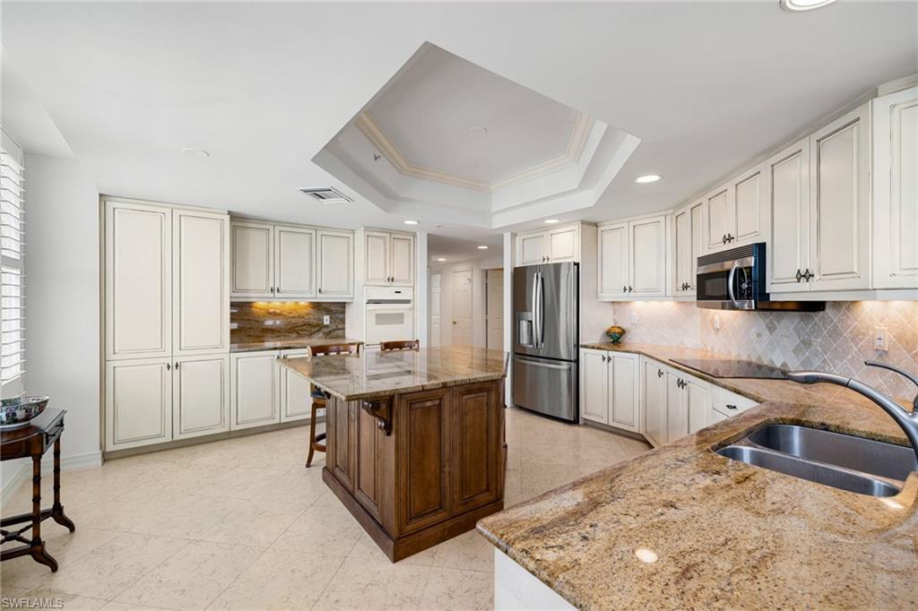 435 DOCKSIDE DR A804