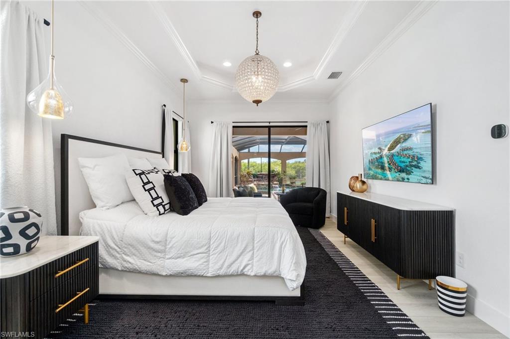 3440 Runaway LN, NAPLES