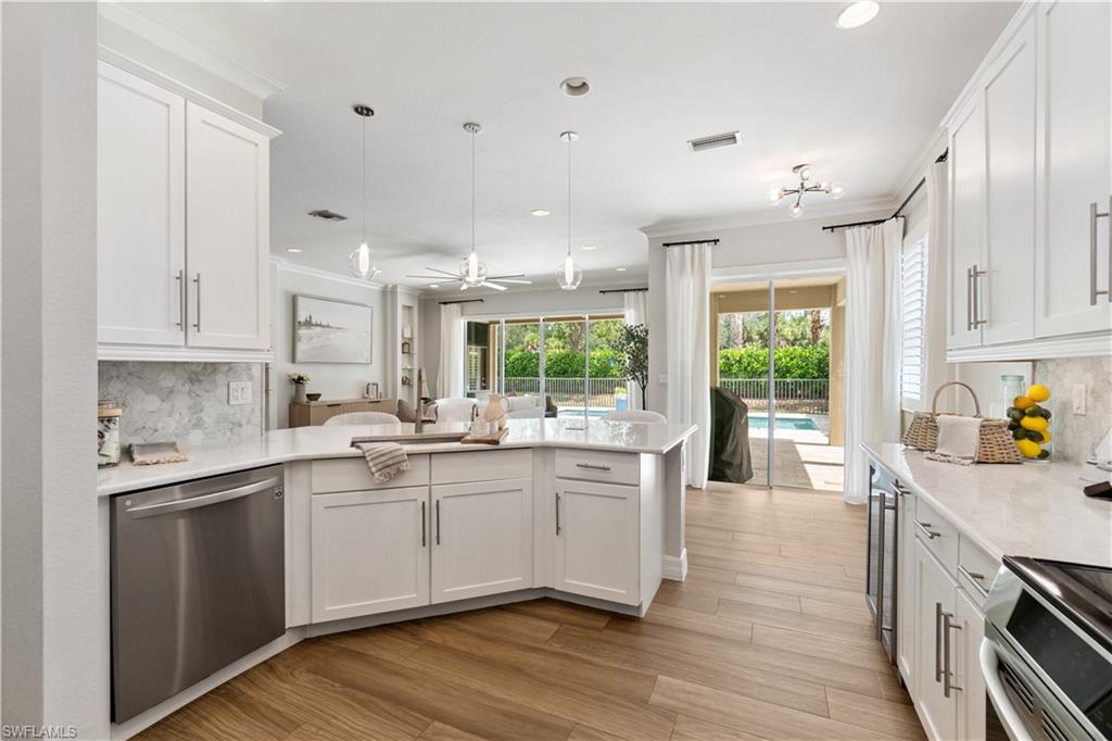6737 Marbella LN