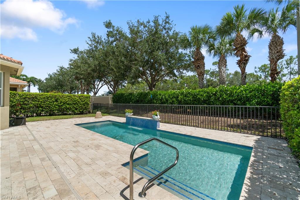 6737 Marbella LN
