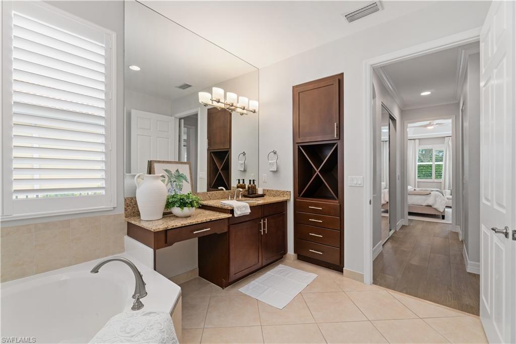 6737 Marbella LN