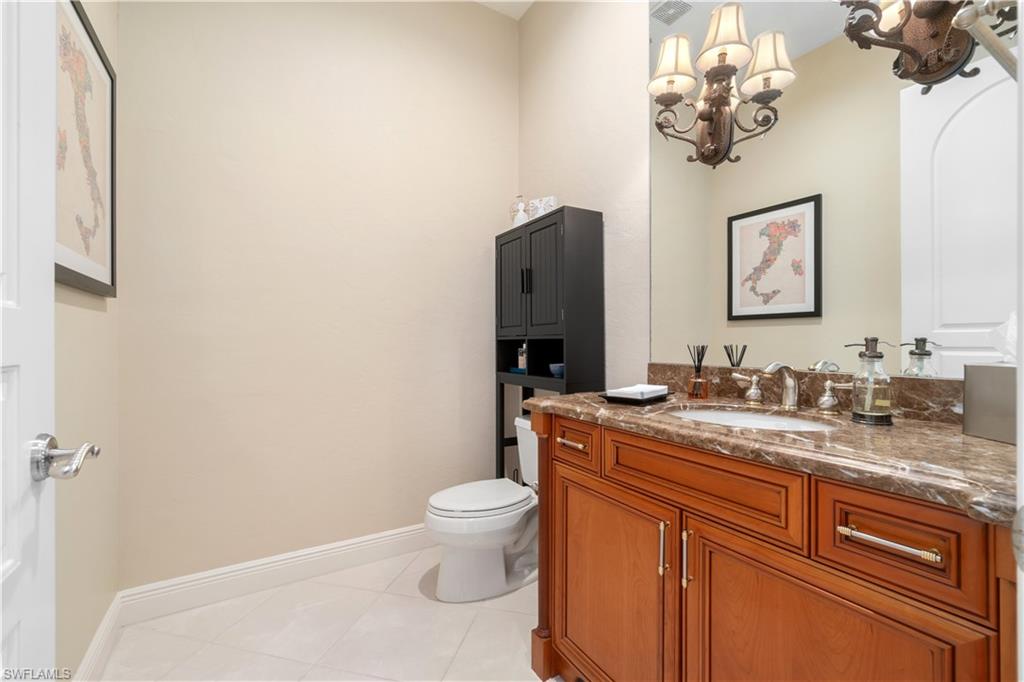 245 Charleston CT