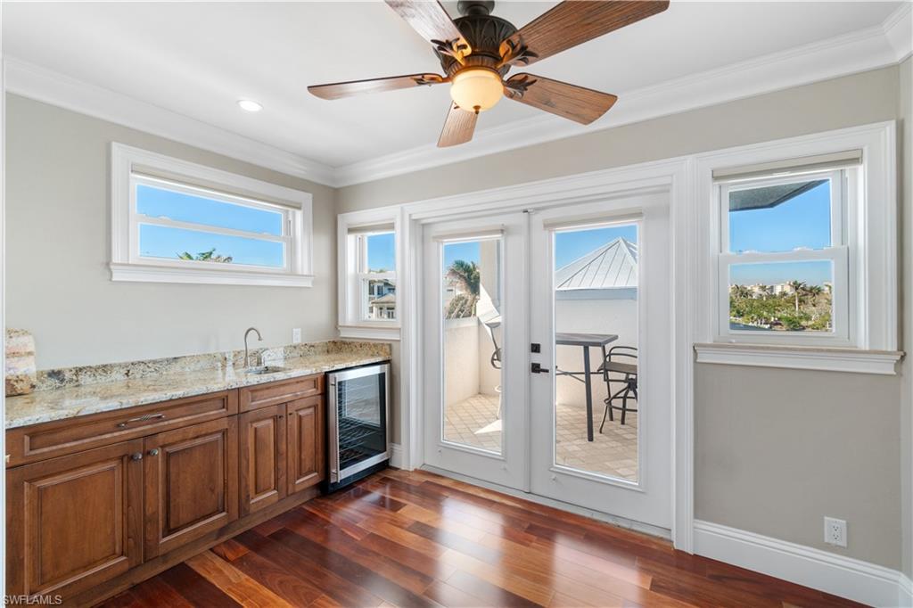220 Barefoot Beach BLVD