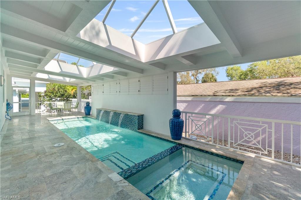 4254 Springs LN