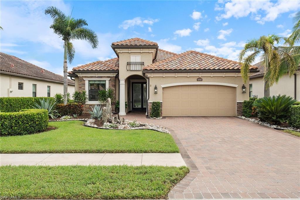 12712 Kinross LN