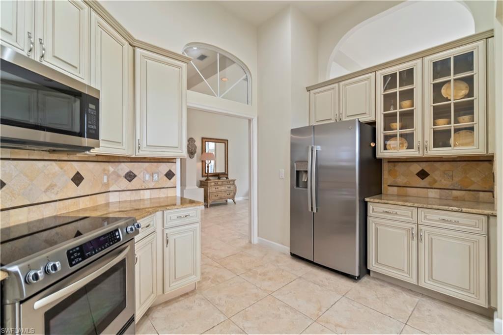 15279 Devon Green LN