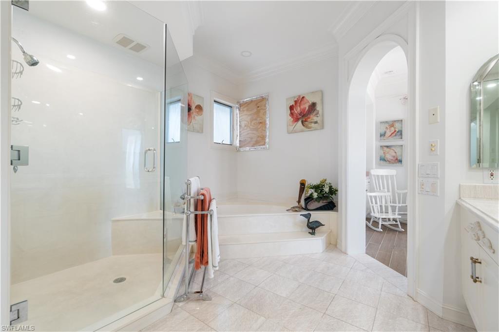 108 Hispaniola LN