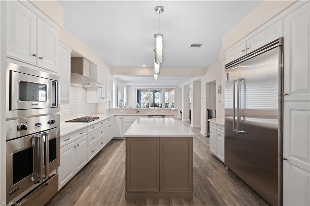 195 Topanga DR