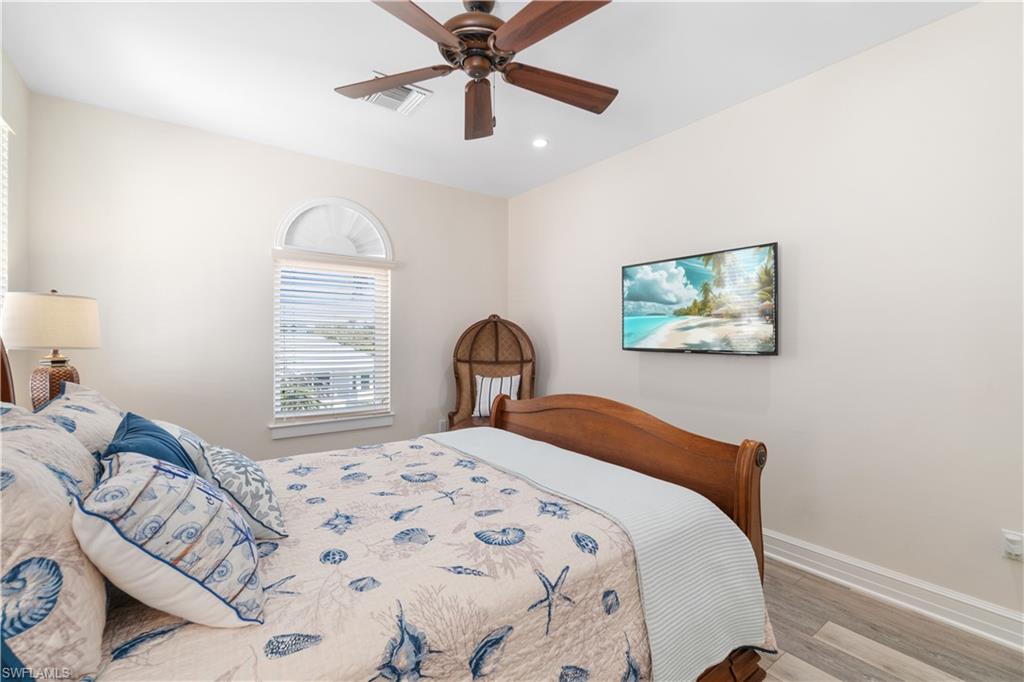 195 Topanga DR