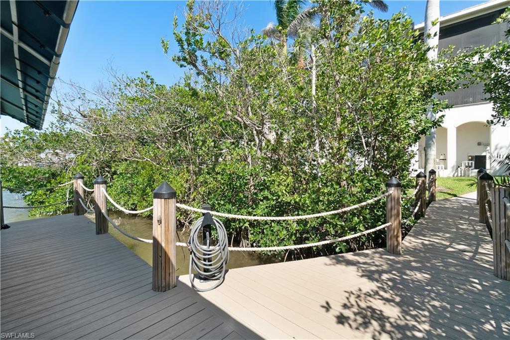 195 Topanga DR