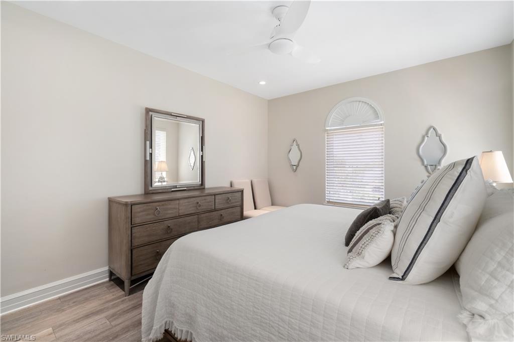 195 Topanga DR