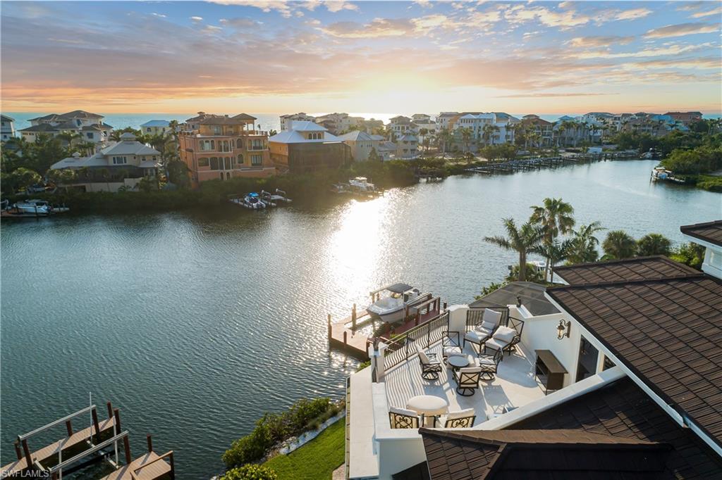 217 Bayfront DR