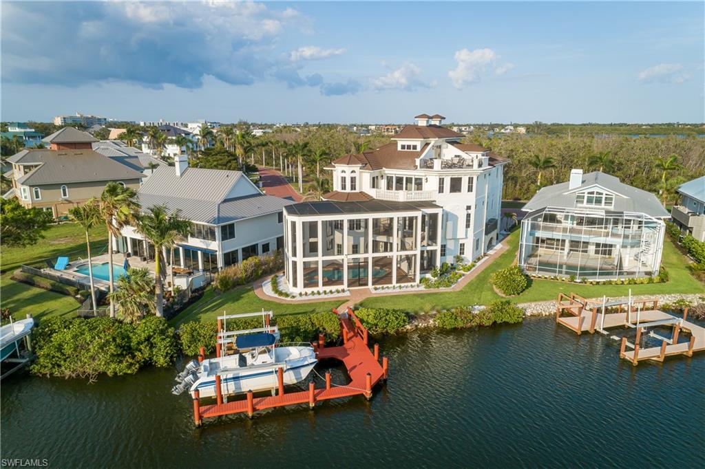217 Bayfront DR