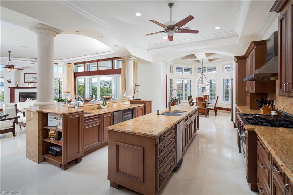 217 Bayfront DR