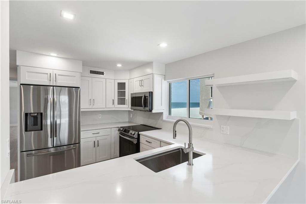 25870 Hickory BLVD # 207