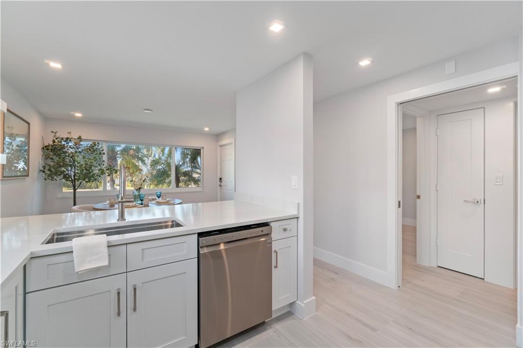 25870 Hickory BLVD # 207