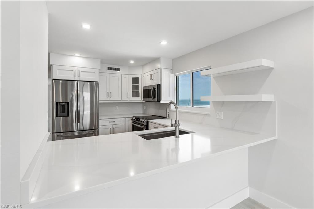 25870 Hickory BLVD # 207