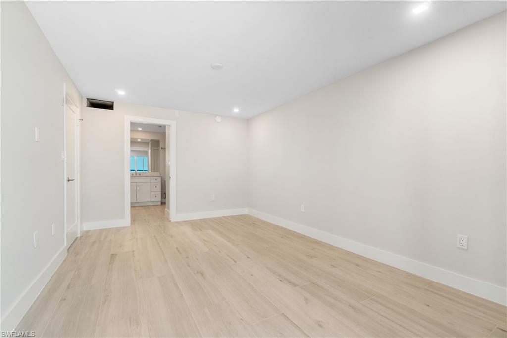 25870 Hickory BLVD # 207