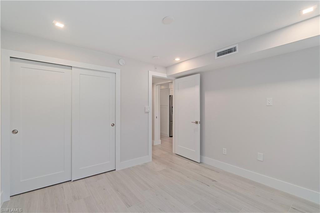 25870 Hickory BLVD # 207