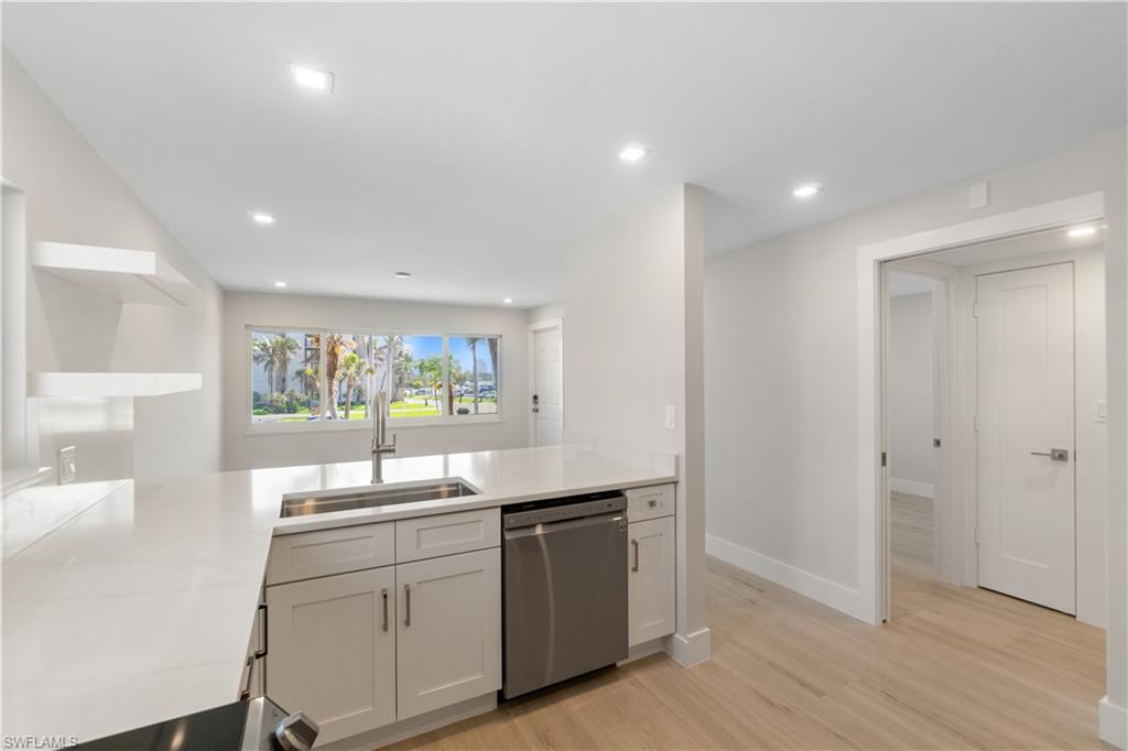 25870 Hickory BLVD # 207