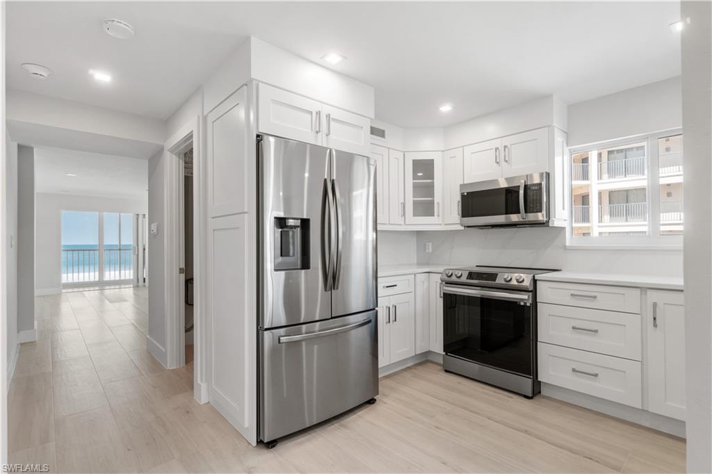 25870 Hickory BLVD # 207