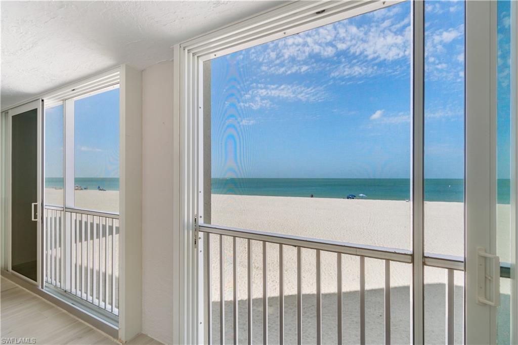 25870 Hickory BLVD # 207