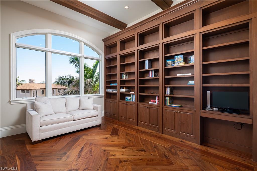171 Topanga DR