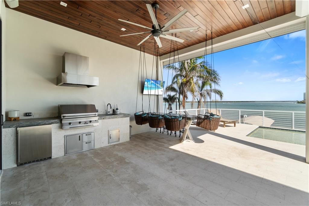 160 Little Carlos LN