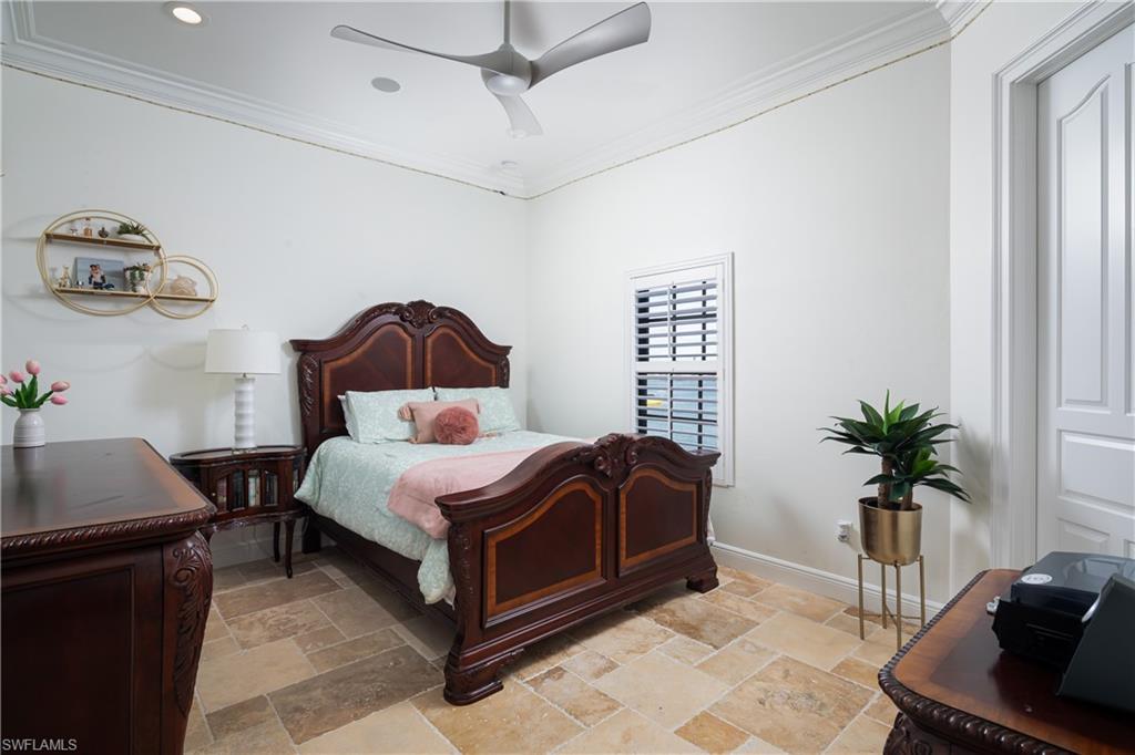 391 Palermo CIR, FORT MYERS BEACH