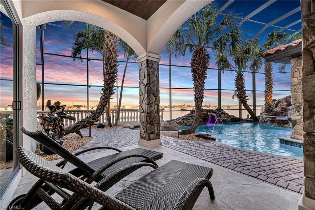 391 Palermo CIR, FORT MYERS BEACH