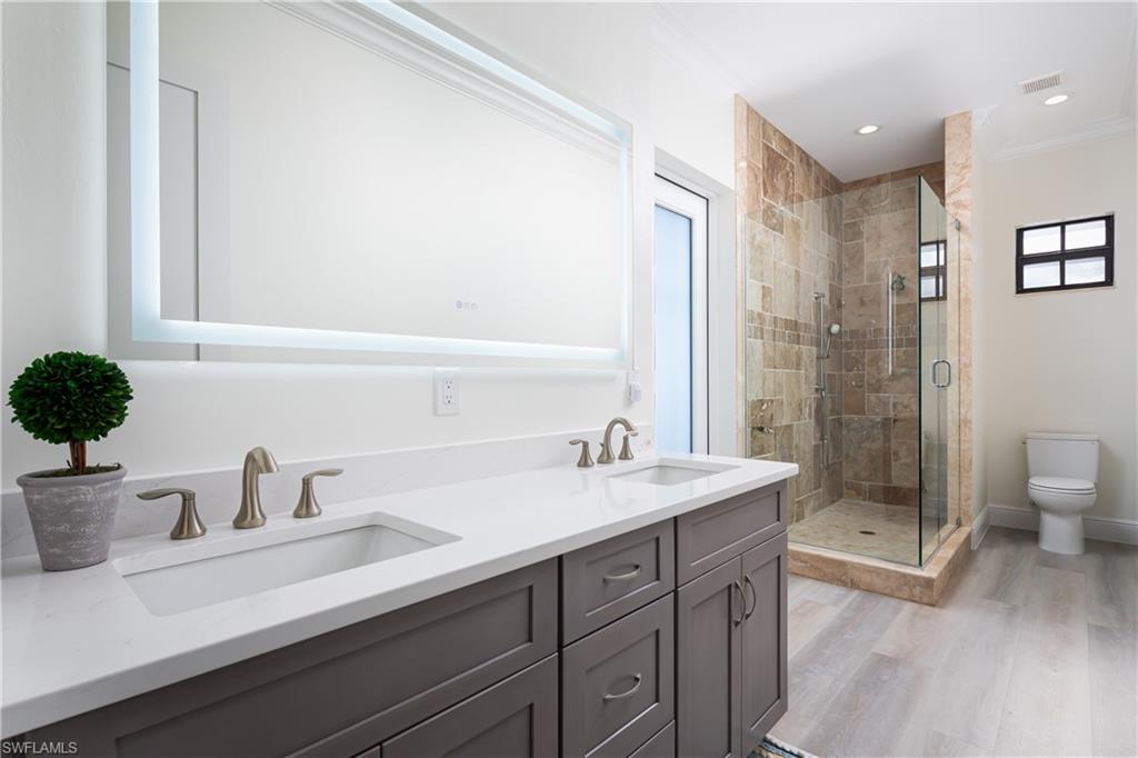 391 Palermo CIR, FORT MYERS BEACH