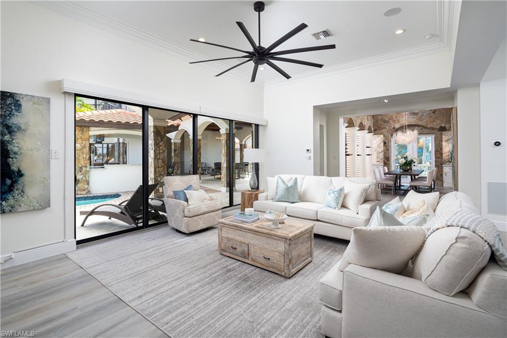 391 Palermo CIR, FORT MYERS BEACH