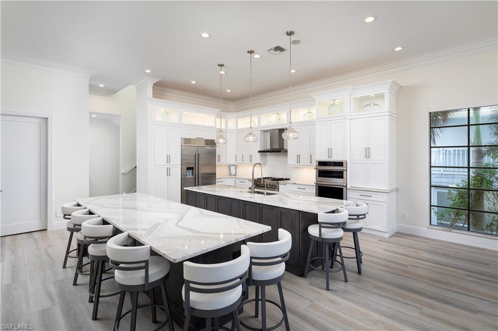 391 Palermo CIR, FORT MYERS BEACH