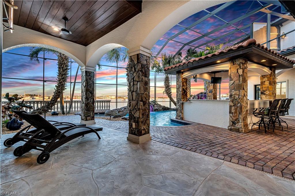 391 Palermo CIR, FORT MYERS BEACH