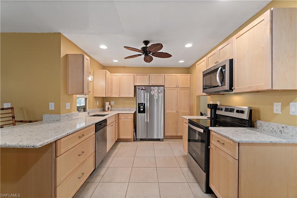 7220 Hendry Creek DR