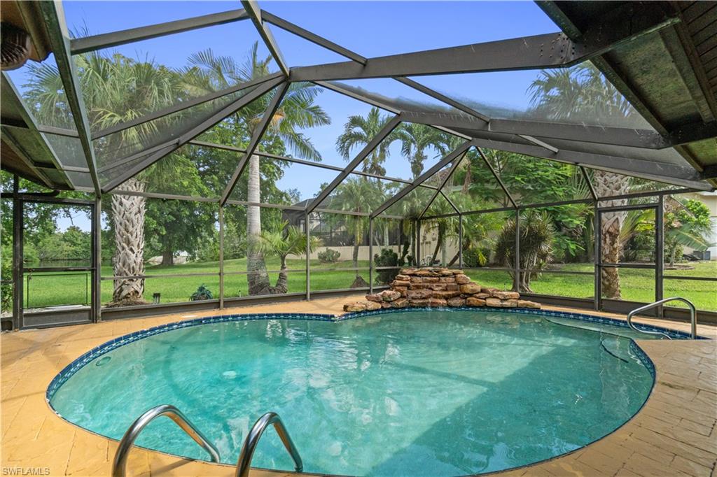 7220 Hendry Creek DR