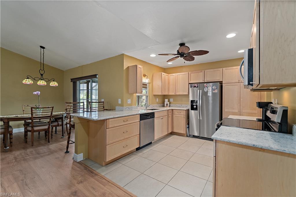 7220 Hendry Creek DR