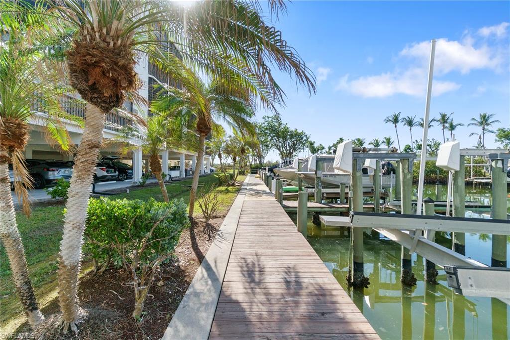 4371 Bay Beach LN # 411