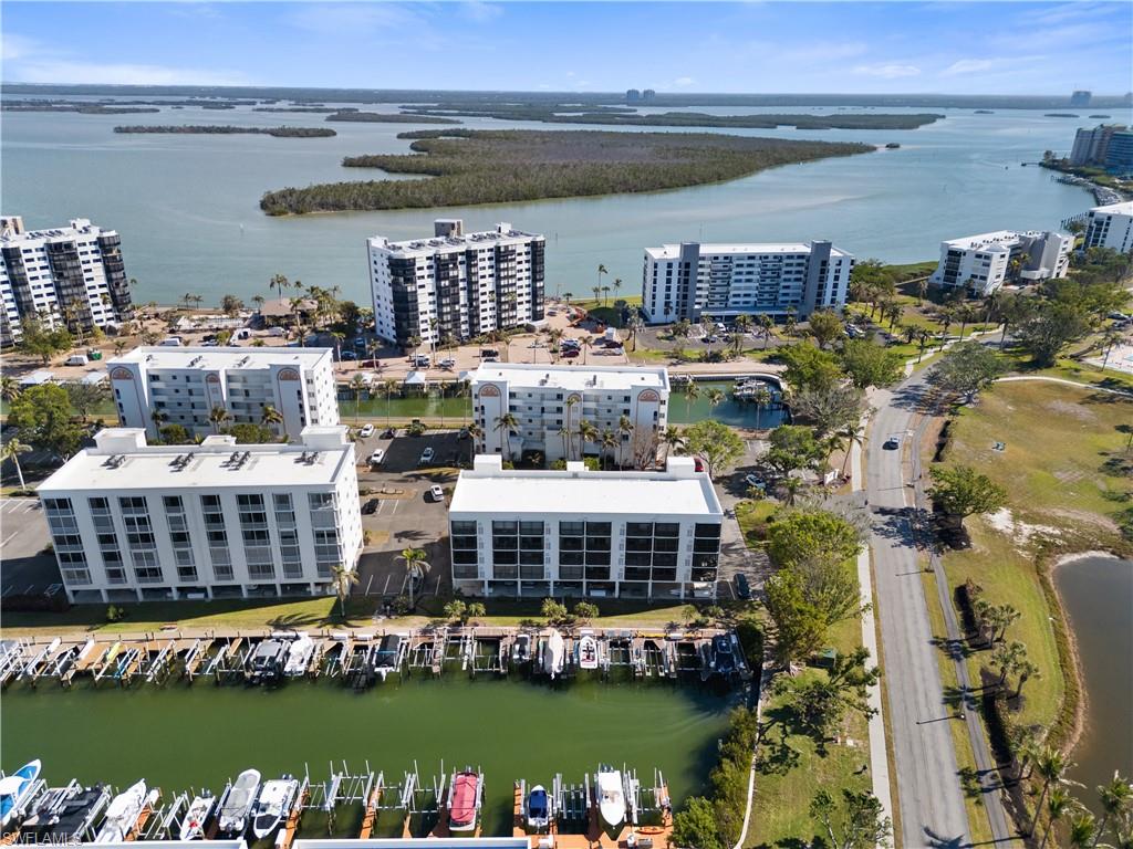 4371 Bay Beach LN # 411
