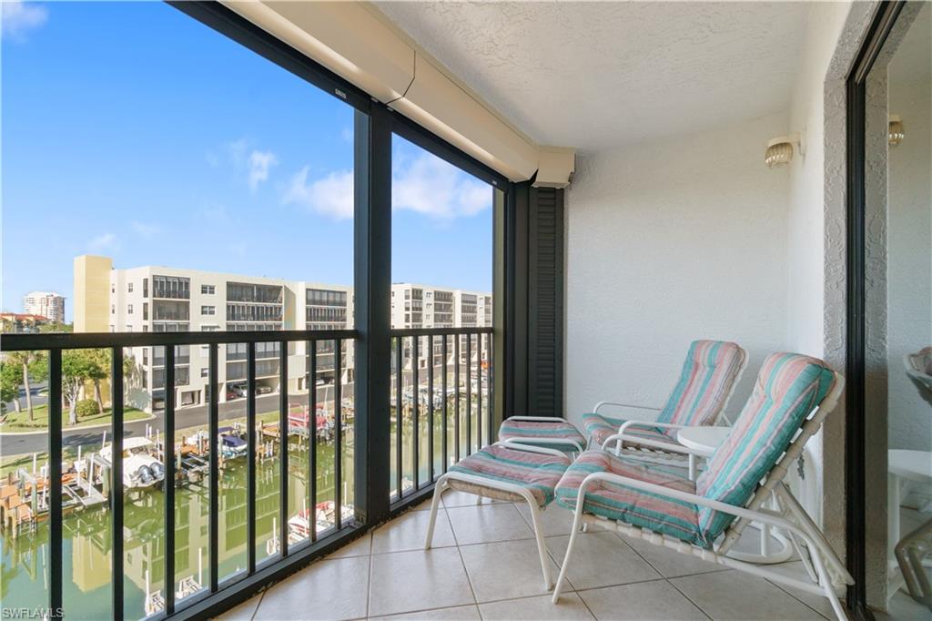 4371 Bay Beach LN # 411