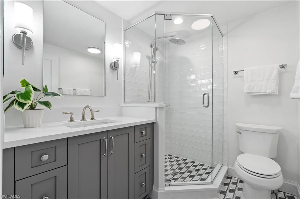 260 Barefoot Beach BLVD # 204