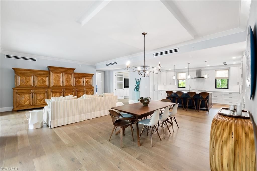 1130 3rd AVE S # 208