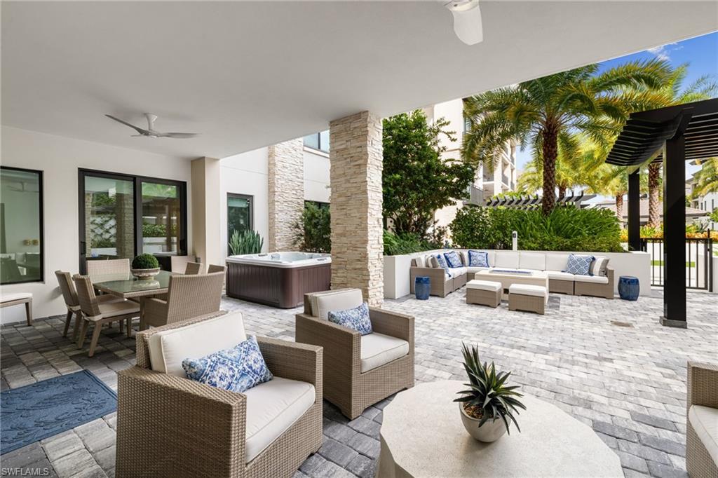 1130 3rd AVE S # 208