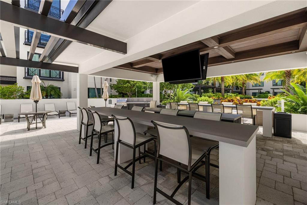 1130 3rd AVE S # 208