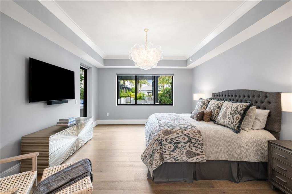 1130 3rd AVE S # 208